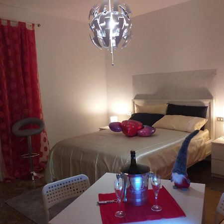 Executive Center Rooms Бари Экстерьер фото