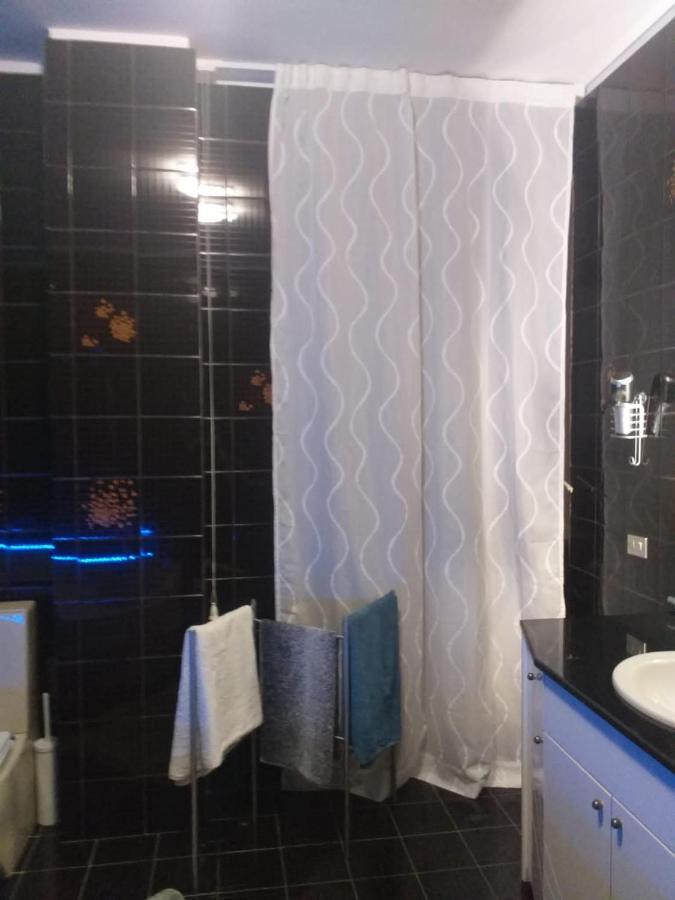 Executive Center Rooms Бари Экстерьер фото